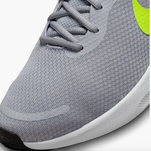 Nike Men's Revolution 7 - Size 11